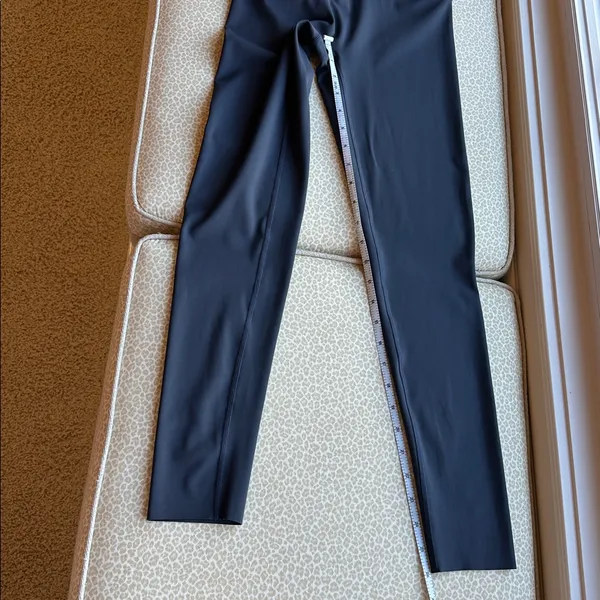 NWOT Offline by Aerie Navy 7/8 Hi-Rise Leggings size S - Image 5