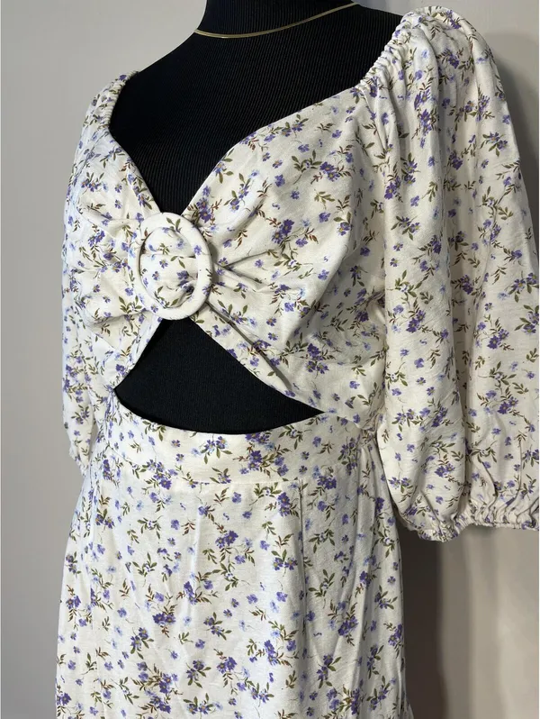 MINKPINK Hailey Floral Puff Sleeve Cutout Midi Dress Sz M - Image 4