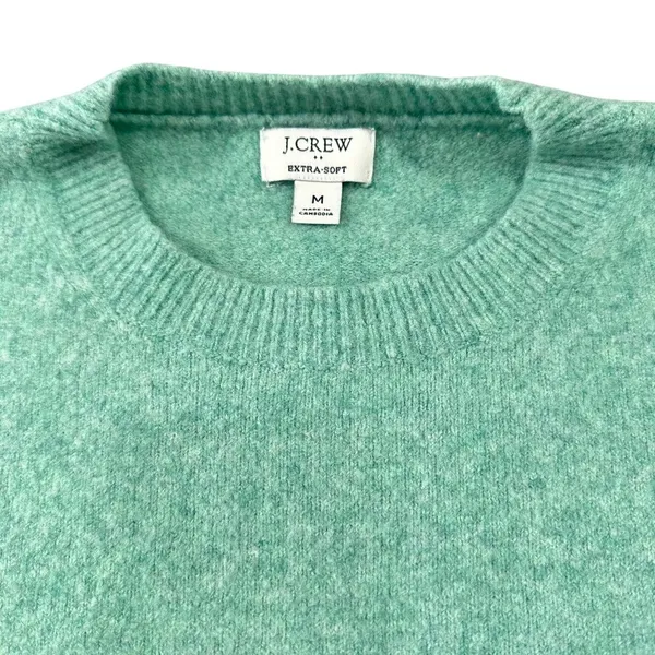 J. Crew Mint Green Wool Blend Extra-Soft Crewneck Sweater Minimalist Size Medium - Image 2
