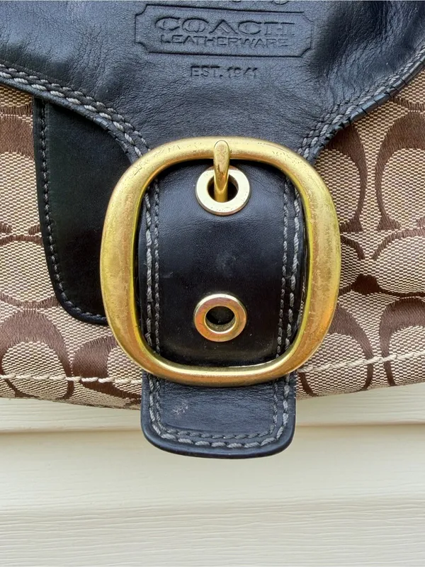 Coach Bleecker Signature Buckle Flap Shoulder Bag Style 11434 Black Brown - Image 5