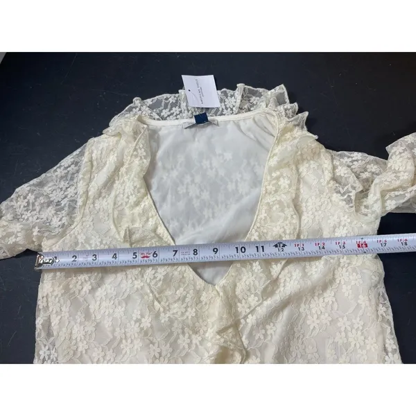NWT American Eagle Lace Crop Top XS Ivory Sheer Fairy Boho Y2K Bell Sleeve - Image 10