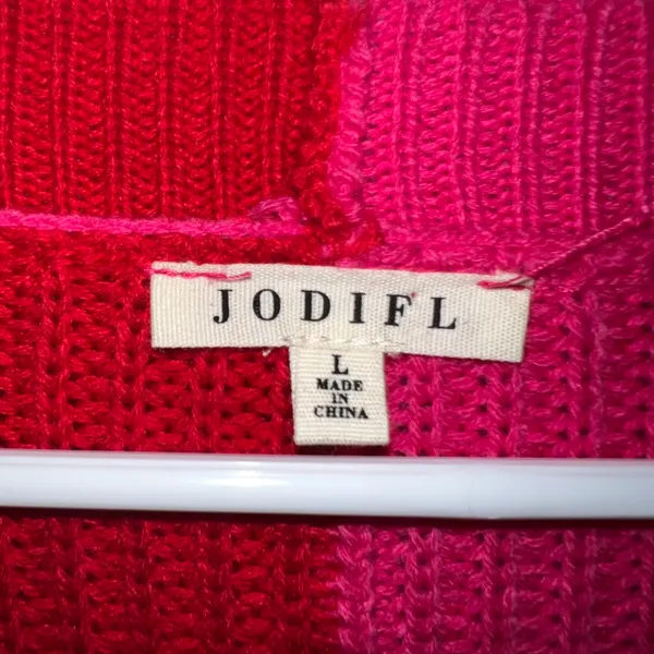 Red & Pink Two Toned V Neck Knit Pullover Leopard Print Sweater - Image 6