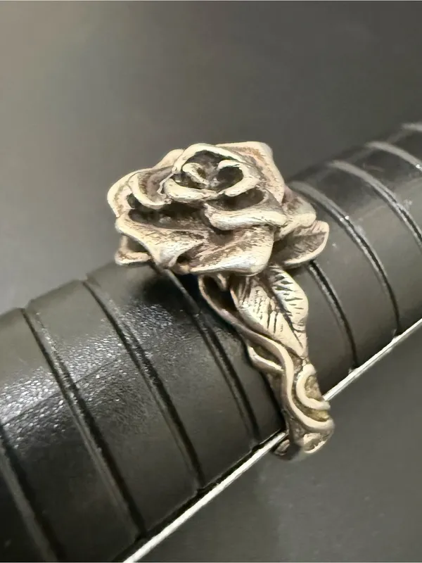 Vintage Signed MARAVA Oxidized Sterling Silver Full Bloom 3D Rose Ring Size 9 - Image 14
