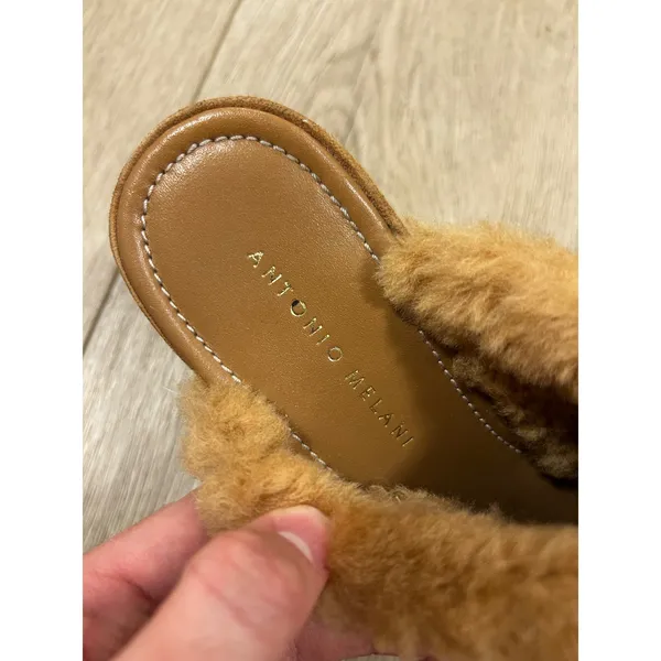 Antonio Melani Tan Suede Faux Fur Trim Tassel Mules Kitten Heel Shoe Womens 7.5M - Image 3