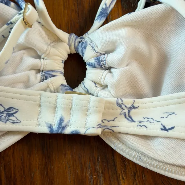 Hollister Swim Womens Small Blue White Tropical Toile Underwire Bikini Set 2pc - Image 8