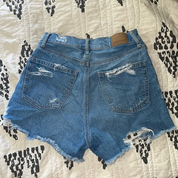 American Eagle HW Jean Shorts Size 0 - Image 2