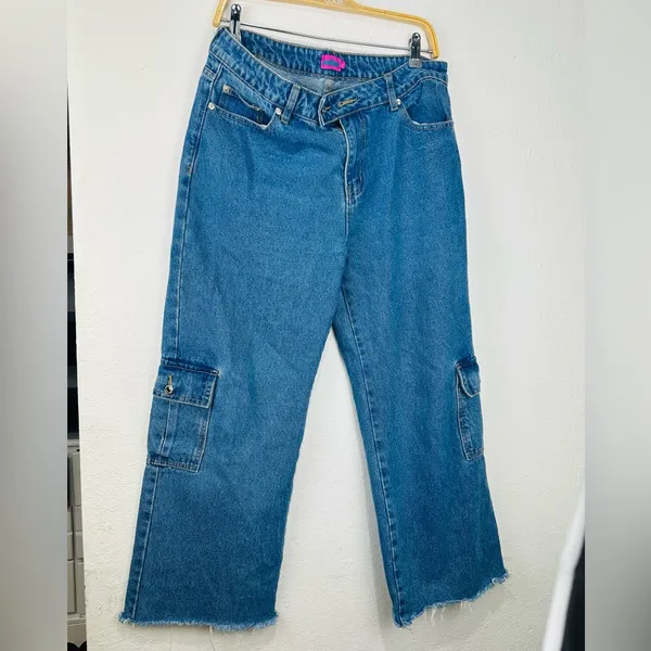 Edikted Light Blue Denim Jeans - Image 9