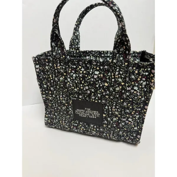Marc Jacobs Black The Ditsy Floral Mini Traveler Tote (small) - Image 4