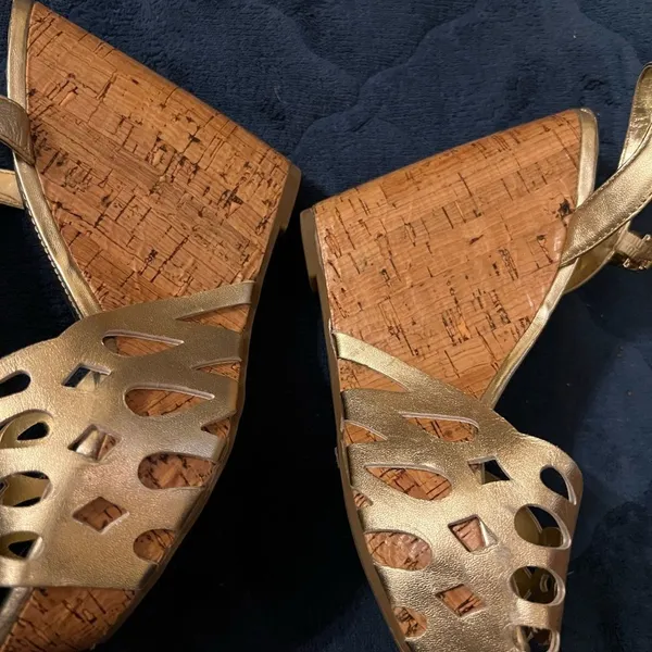 BCBGeneration cork wedges 7 - Image 3