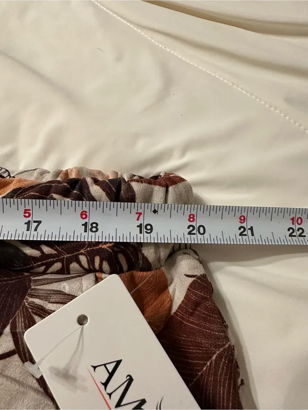 Amorosa Leaf Fauna Faux Suede Pants - Brown Tones - NWT - Size S-L (estimated) - Image 10