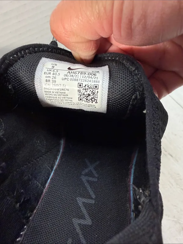 Nike Black Mesh Running Sneakers - Image 12