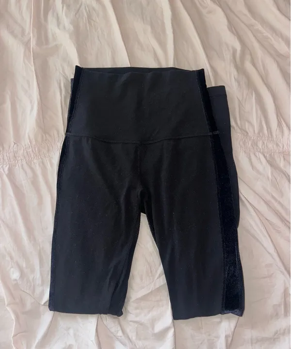 Lululemon Leggings - Image 3