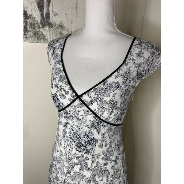 Ann Taylor LOFT Floral Midi Dress Black White V-Neck Cap Sleeve Empire Waist Size 6 Silk - Image 3