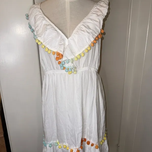 White Dress with Colorful Pom-Pom Accents perfect for Beach Sz L - Image 3