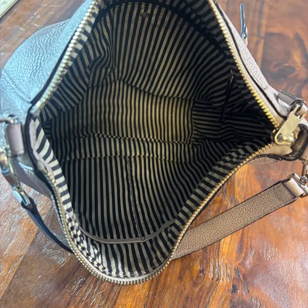 Kate Spade New‎ York Taupe Pebbled Leather Hobo Shoulder Bag Gold Hardware - Image 6