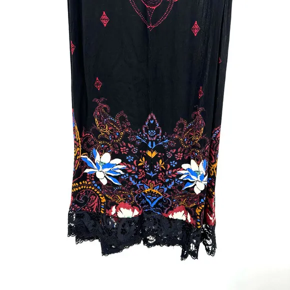 Intimately Free by Free‎ People size XS tank top with lace neck & trim black - Image 4
