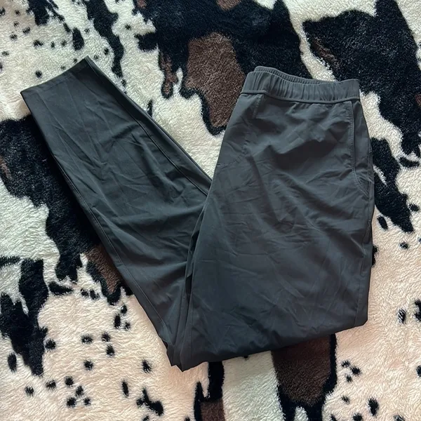 Lululemon the lab pants - Image 3