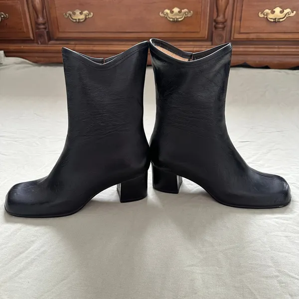 Vintage Black Square Toe Leather Heeled Boots Waterproof Sole Fleece Lined Sz 7 - Image 2