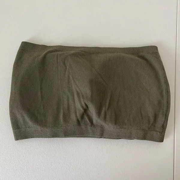 EUC | True by Rue 21 women’s olive green‎ bandeau top — XL - Image 3