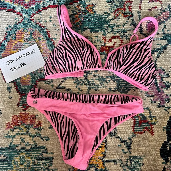 MAAJI reversible pink / zebra bikini set - Image 2