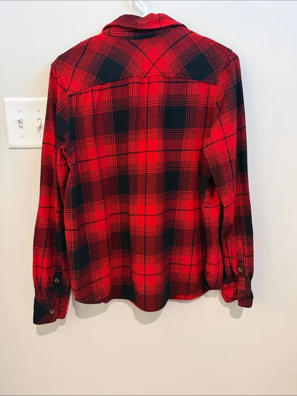 Natural Reflections Red and Black Plaid Button-Down Shirt M - Image 3