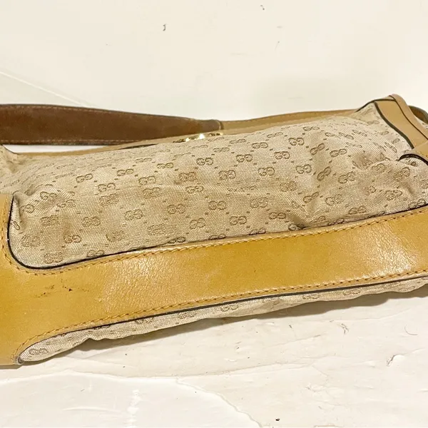 Gucci‎ Vintage GG Fabric Leather Trim Gold Hardware Shoulder Bag Pocketbook - Image 9