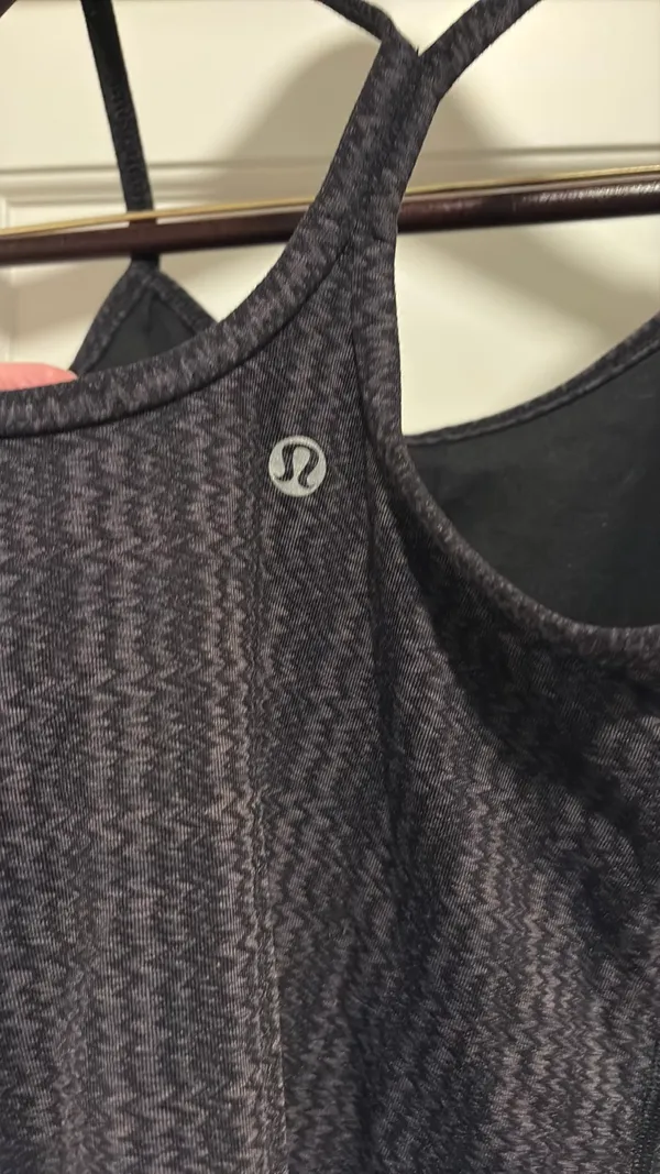 Lululemon Energy Tank Top Built-In Bra Zig-zag Stripe - Image 2