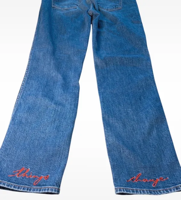 7 For All Mankind "Always Change" Embroidered Jeans Size 26 Medium Wash Straight Leg Y2K - Image 4