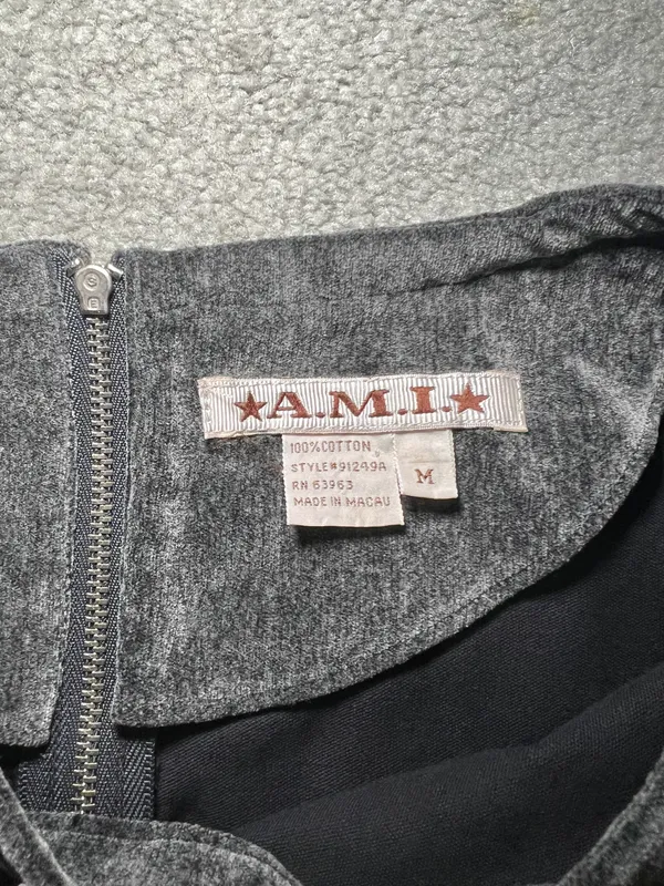 Vintage Grey A.M.I. Top Size Medium Gray - Image 3