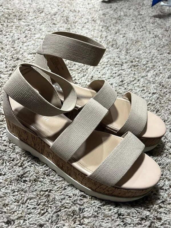 Madden Girl Sandals - Image 3