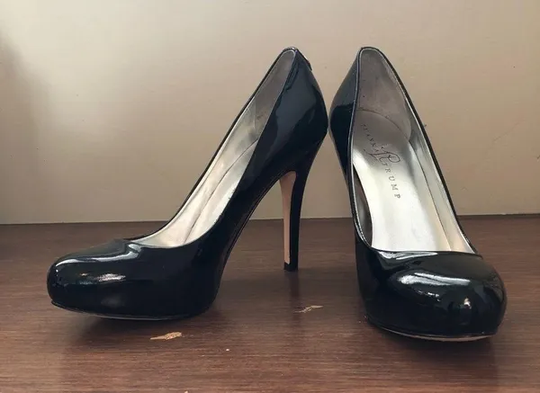 Round Toe Black Heels - Image 2