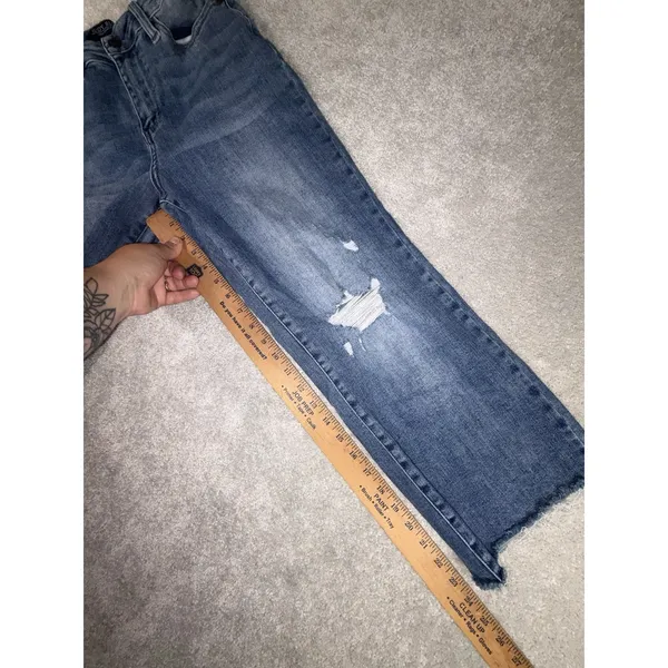 judy blue wide leg crop jeans 3/26 raw hem - Image 7