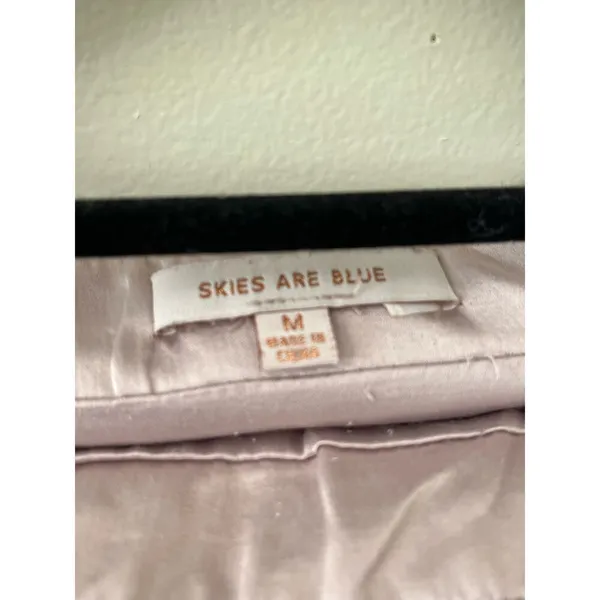 Sequin Skies are Blue Knee Length Skirt - sz M -EUC - Image 3