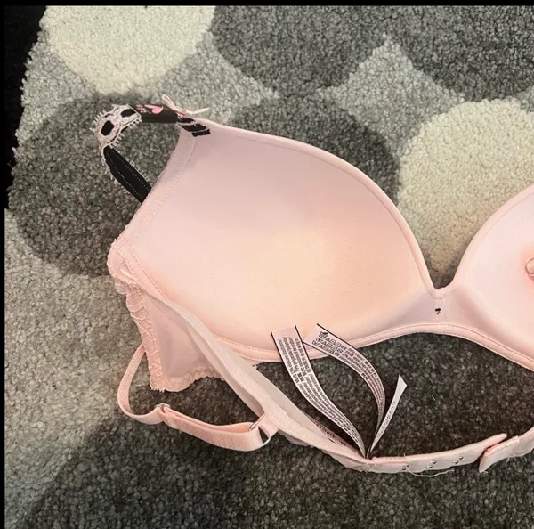 Victoria's Secret Lightly-Lined Wireless Bra - Image 4