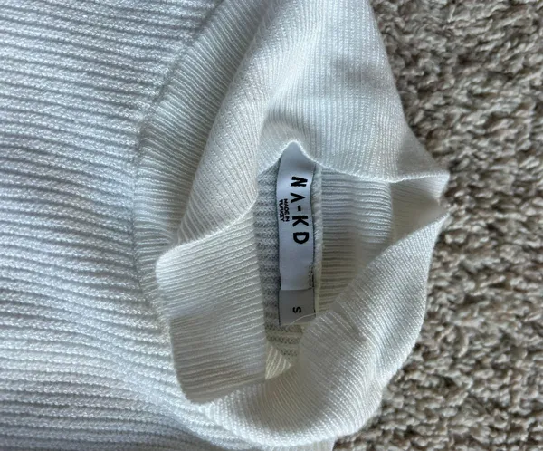 NA-KD White Sweater - Image 4