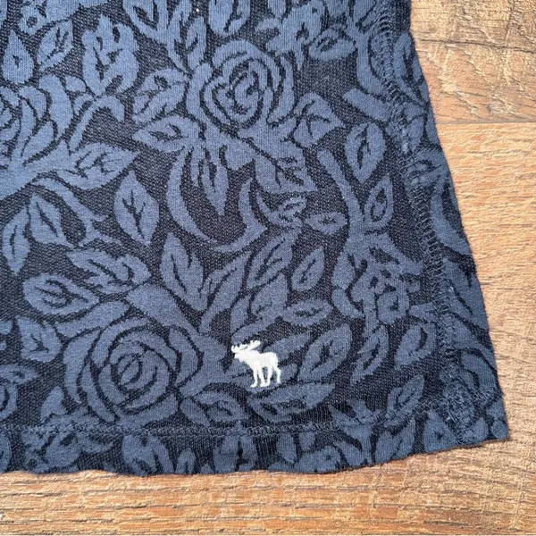 Abercrombie & Fitch Racerback Floral Print Tank Too - Image 3