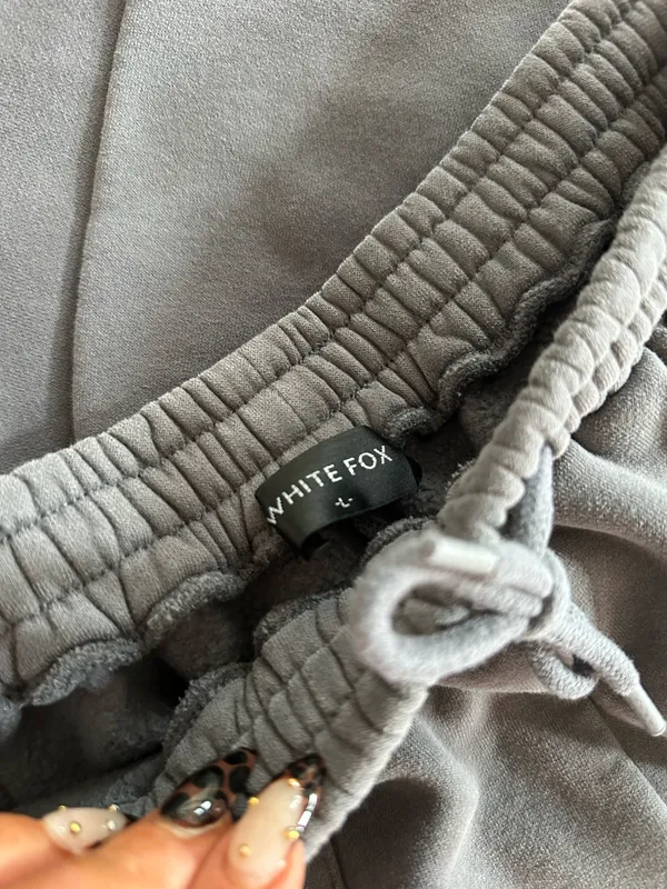 White Fox Boutique Matching Sweat Set - Image 2