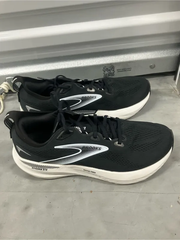 Women’s Brooks Glycerin GTS 22 Road Running Shoes Size 12B (medium) - Image 4