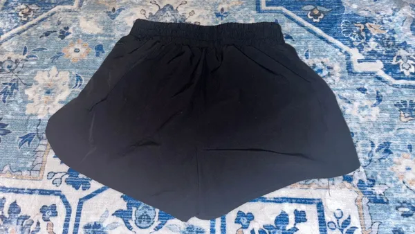 Black athletic shorts - Image 2