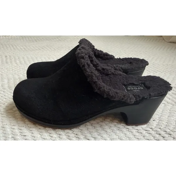 Crocs‎ Women's Black Cobbler Suede Faux Fur Lined Slip On Mule Clogs Shoes Sz 7 - Image 4