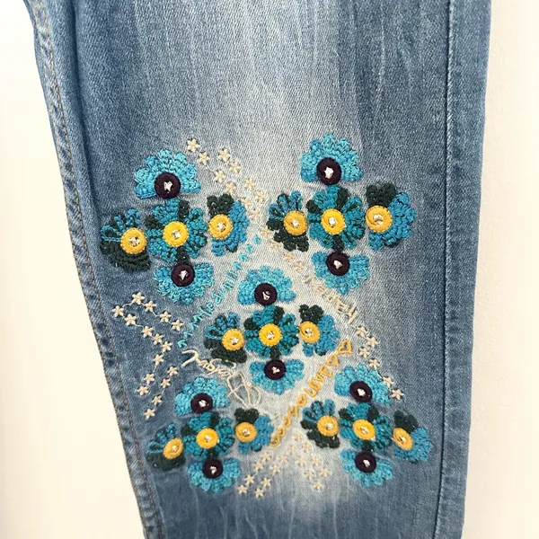 Desigual women's Ethnic stretch jeans floral Y2K 2000 embroidery boho hippie - Image 3