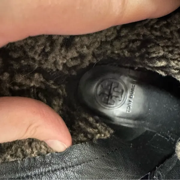Tory Burch Black Leather Sherpa Lined Ankle Wedge Boots Booties Womens 8 Fall - Image 12