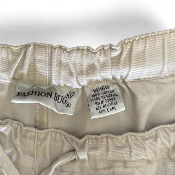 Vintage-inspired Y2K cream utility pants by Fashion Bug in size 14/16W - Image 2