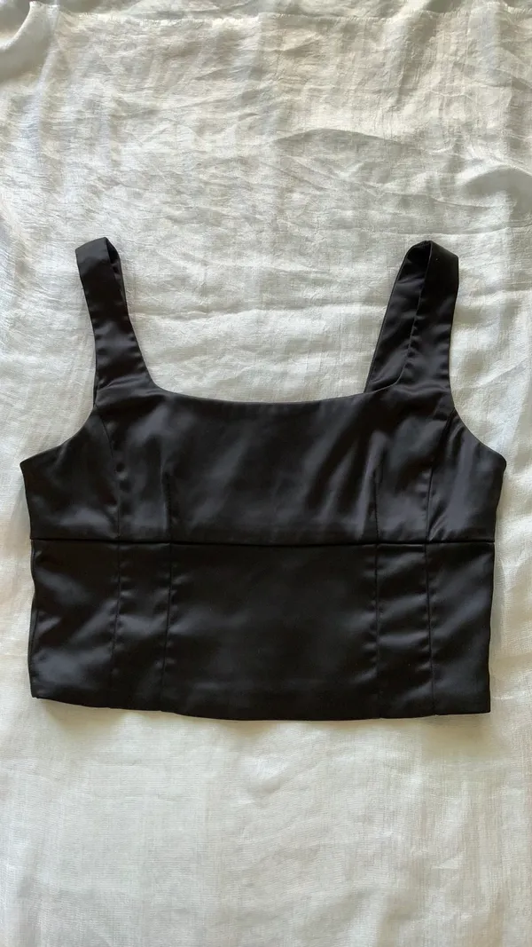 Francesca's Black Satin Cropped Top Tank - Image 3