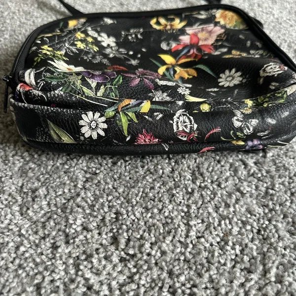 Beautiful Black Floral Print Multi Sac Crossbody Purse‎ Bag So Many Pockets! - Image 4