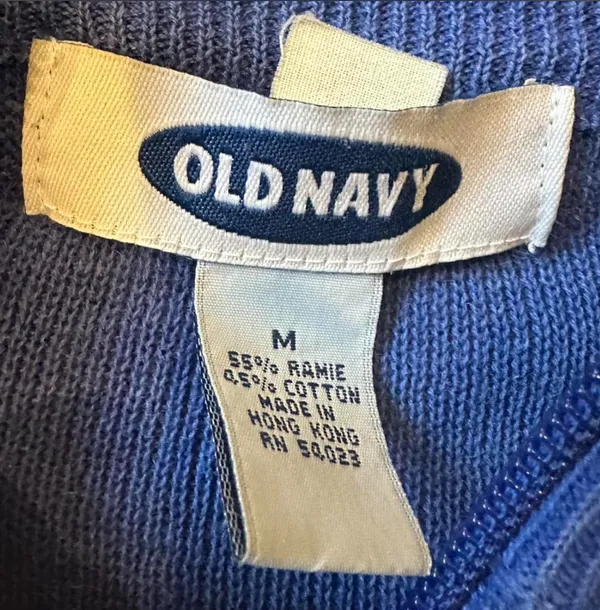Vintage Old Navy Quarter-Zip Sweatshirt - Image 5