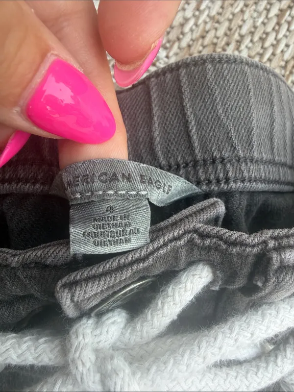 American Eagle Outfitters Gray Drawstring Casual Shorts - Image 2