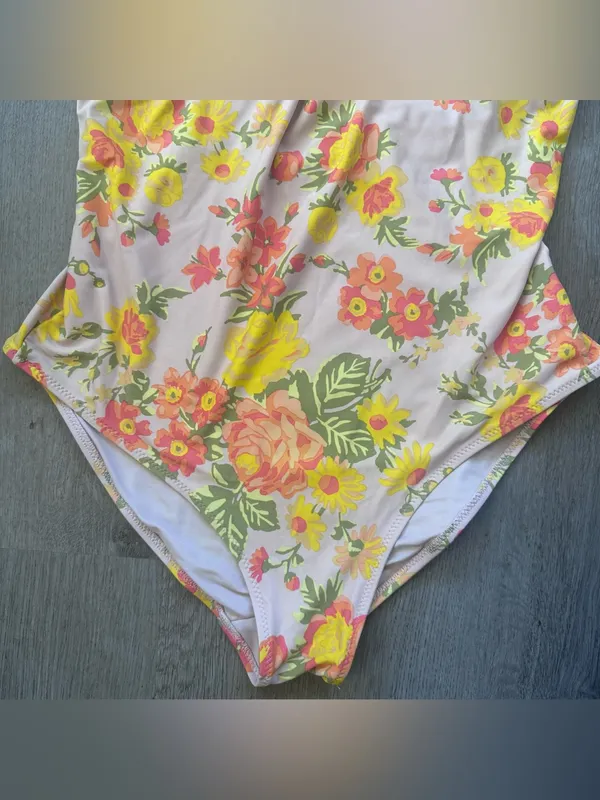 Aerie One Piece Cheeky Swimsuit Low Back Women’s Medium White Floral Beach - Image 5