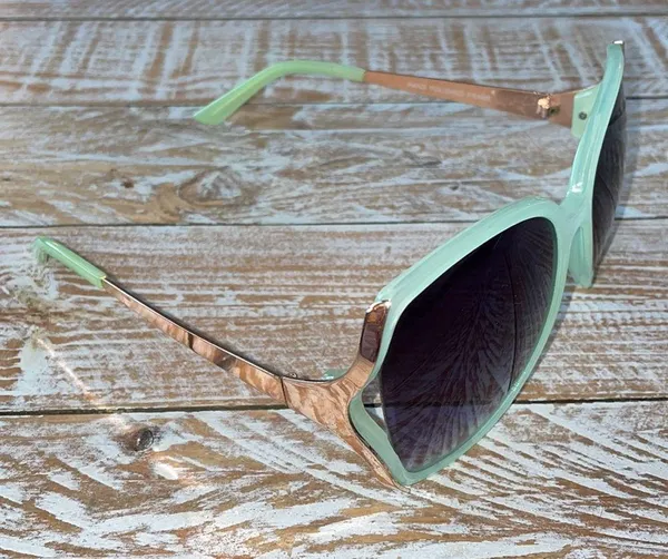 😎Fabulous Ginormous Sunglasses😎 - Image 4