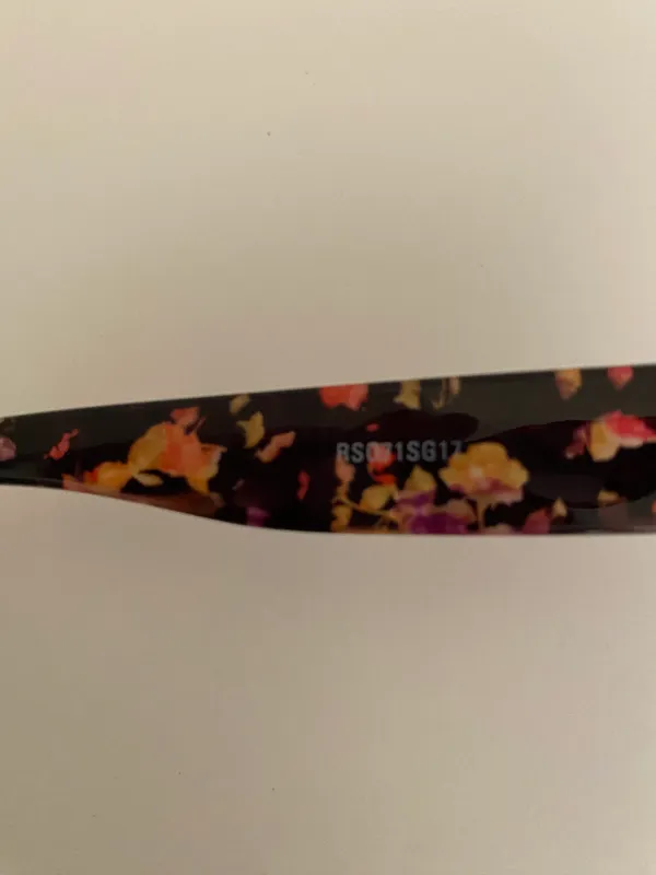 Women’s Sunglasses - Image 6